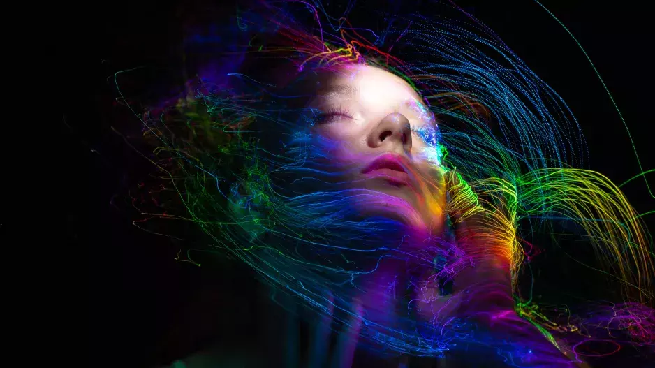 Aura: Zjistěte, jaká barva z vás vyzařuje. Vypovídá to o vaší osobnosti víc, než si myslíte!