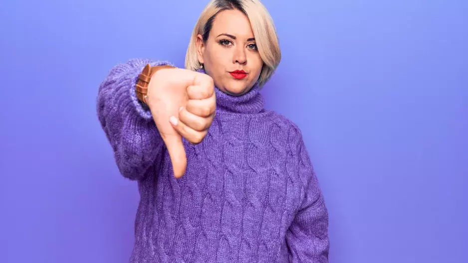 Největší chyby, které plnoštíhlé ženy dělají při oblékání: Nejen neforemné bundy ale i toto další podzimní oblečení vám přidává kila navíc