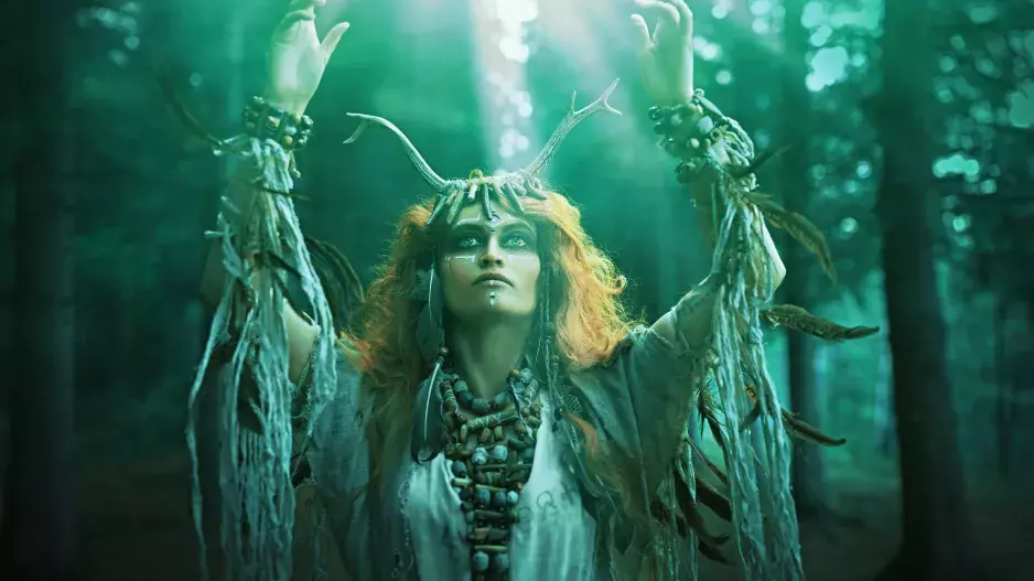 Samhain: Keltský svátek, kdy se stírá hranice mezi světem mrtvých a živých nastane v noci z 31.10 na 1.11. Jak jej dle kartářky oslavit?