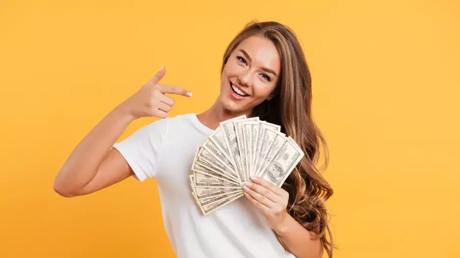 Znamení zvěrokruhu, která mají největší šanci zbohatnout a uspět: Dle nové studie vedou Raci, Lvi a Berani