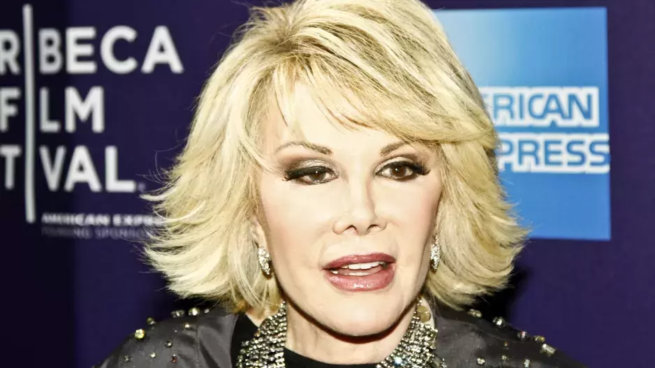 Moderátorka Joan Rivers: Plastické operace pro ni byly vášní a podstoupila jich kolem 734. Na svůj věk vypadala naprosto neuvěřitelně