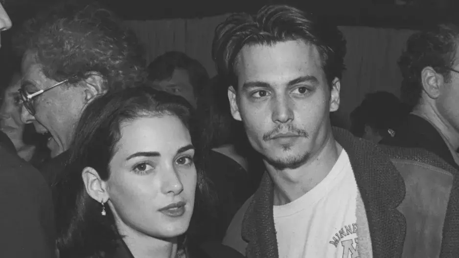 Lásky z archivu: Johnny Depp a Winona Ryder kdysi byli zasnoubení, neustáli však mediální tlak. Herečku to málem stálo život