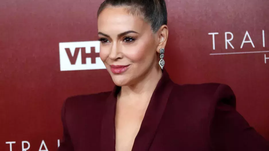 Hvězda Čarodějek Alyssa Milano se ukázala bez make-upu: Ve 49 letech vypadá naprosto báječně!