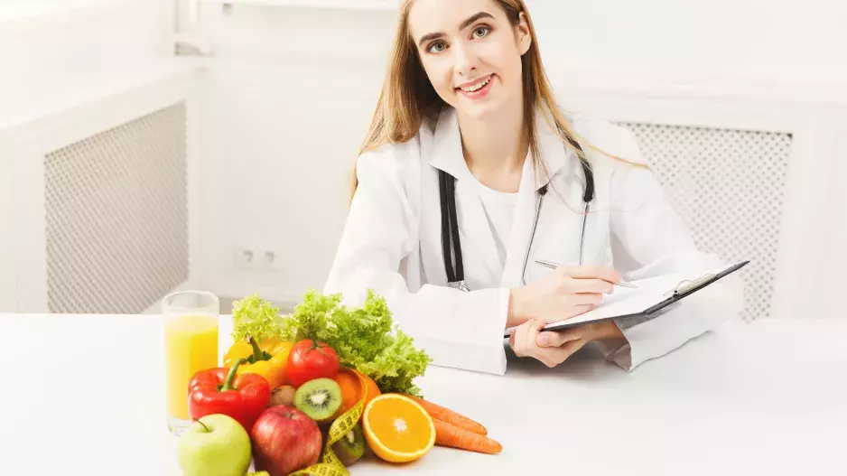 Zhubněte rychle díky vědecky dokázaným metodám: Jaké cvičení je nejúčinnější, kolik bílkovin denně sníst a jak zůstat motivovaní