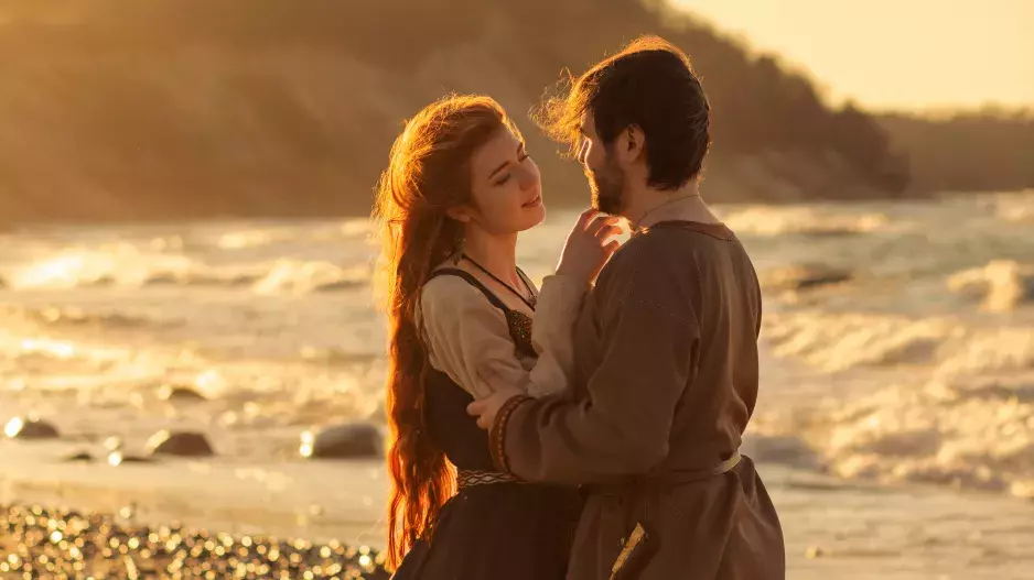 Milostné hrátky v době temna? Za nemanželský vztah dostala žena kruh kolem krku, otcové museli na nemanželské děti platit výživné 