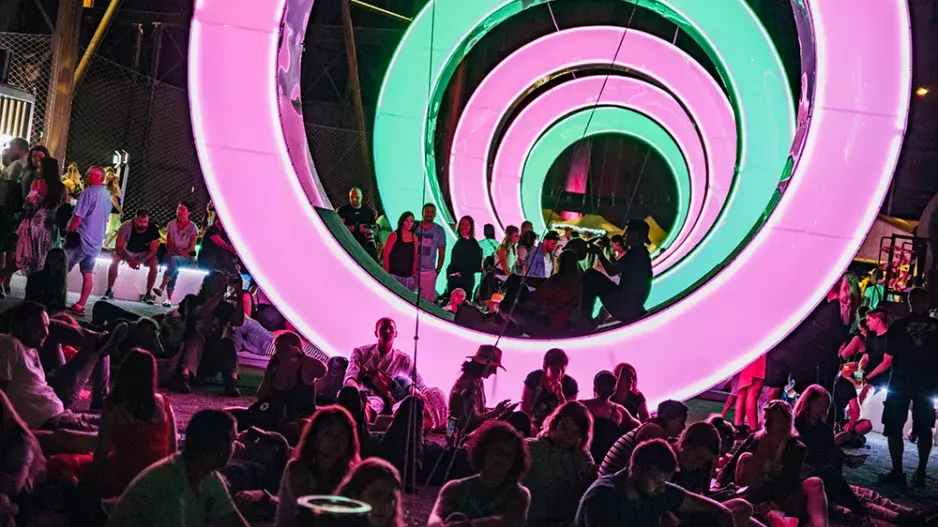 Festival Colours of Ostrava opět otevírá své brány: Taháky akce budou The Killers, Twenty One Pilots, Martin Garrix, LP nebo Franz Ferdinand