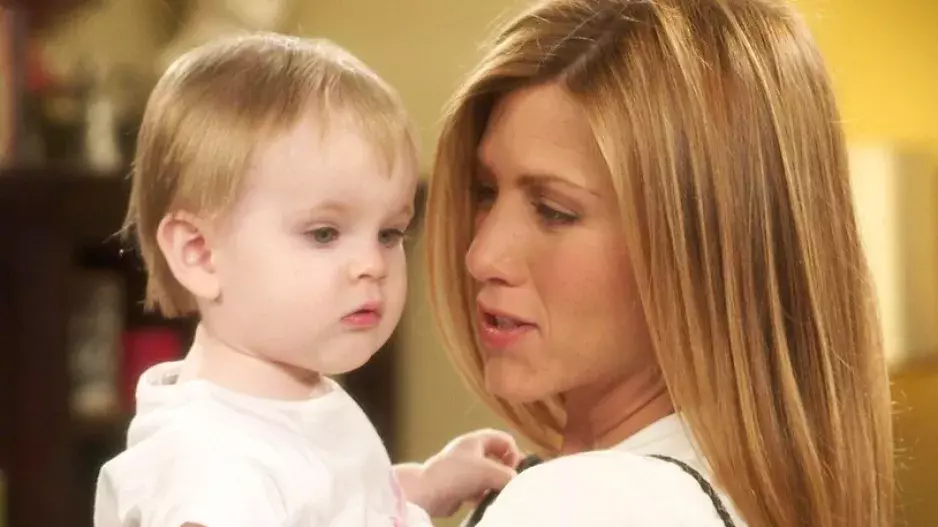 Seriál Přátelé: Grafik ukázal, jak by vypadalo dítě Rachel a Joeyho či Rosse a Janice