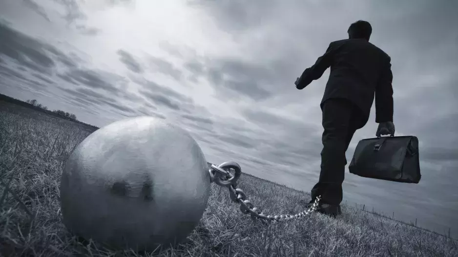 Dějí se vám dokola stejná neštěstí? Spočítejte si, zda vám život neničí karmický dluh