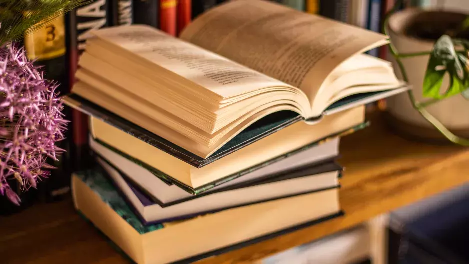 Pošlete knihy, které už nečtete, dál — a těšte se na odměnu!