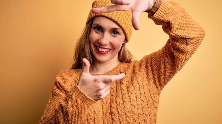 Galerie: Vyberte si zimní čepici podle tvaru vaší hlavy. Oválnému obličeji sluší skoro všechny