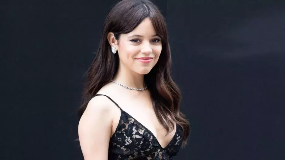 Vycházející herecká hvězda Jenna Ortega: Během chvilky získala víc fanoušků, než je v Česku obyvatel. Seznamte se s Wednesday
