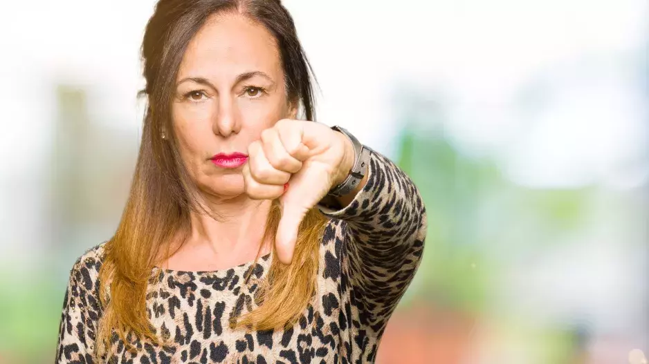 Galerie: Oblečení, které vám přidává kila i roky. Zbavte se jej ještě dnes