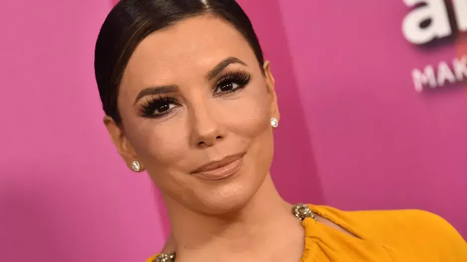 Vstupte do luxusního sídla Zoufalé manželky Evy Longorii: Nechybí zde bazén, kino nebo vinárna