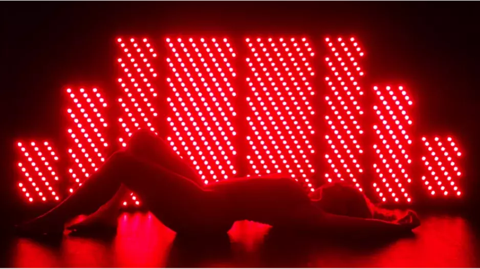 Zdravá práce u počítače: vsaďte na biohacking a ergonomické pracovní místo