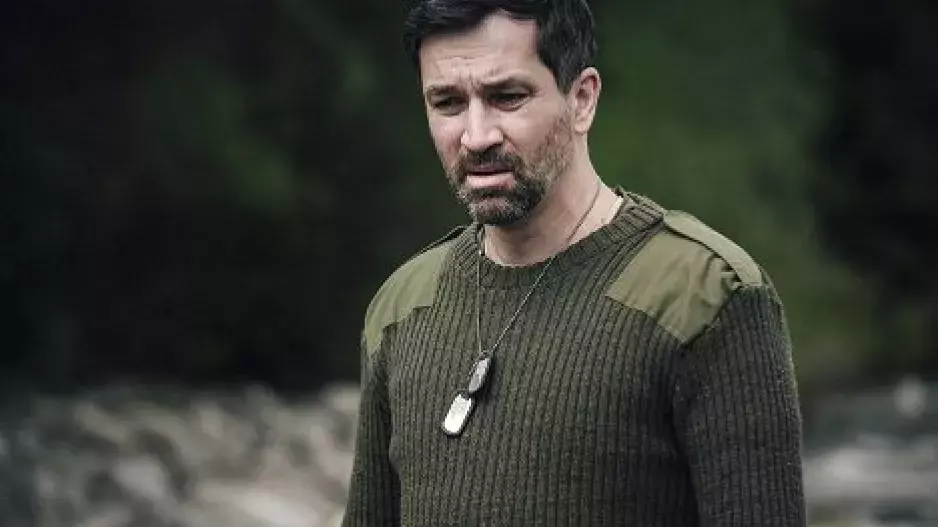 Nejoblíbenější moderátor Česka, Ondřej Sokol, kápl božskou! Celou dobu tajil dítě, které vychovává s o 21 let mladší partnerkou 