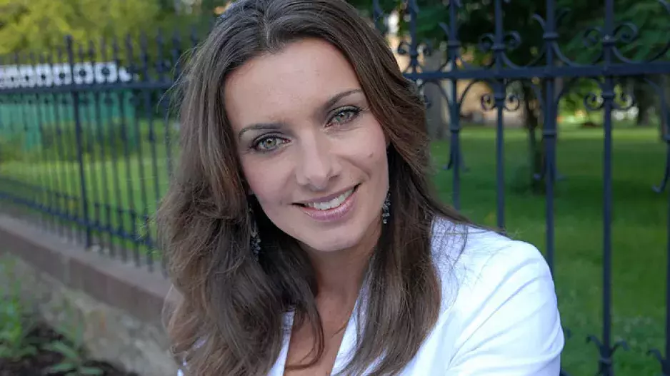 Alice Bendová pobavila fotkou z rodinného archivu: Ze slečny s ‚‚dekou na hlavě” se stal český symbol krásy