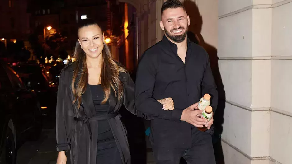 Monika Bagárová už má kompletní rodinu, po které toužila. Její fešný partner bere fanynkám dech