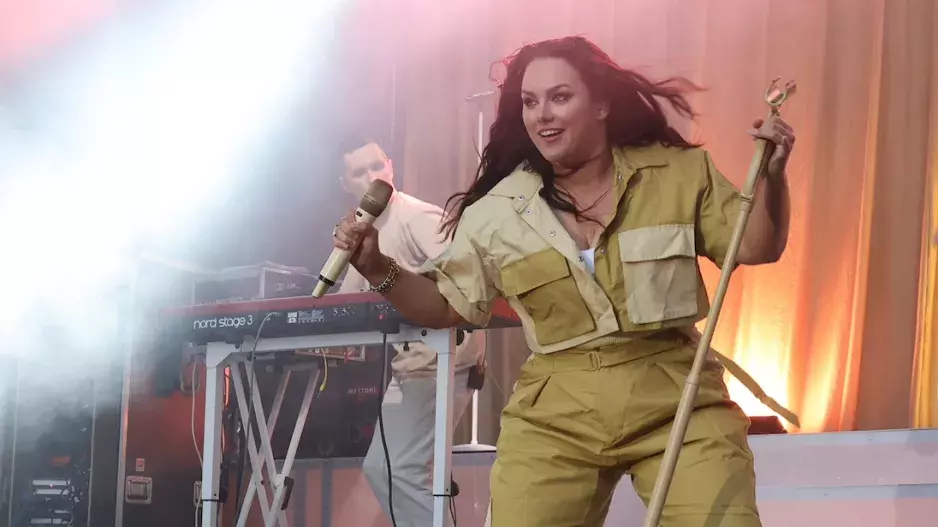 Anketa: Vyberte nejkrásnější ženu festivalu v Karlových Varech. V žebříčku nechybí Nesvačilová, Farna nebo Gondíková