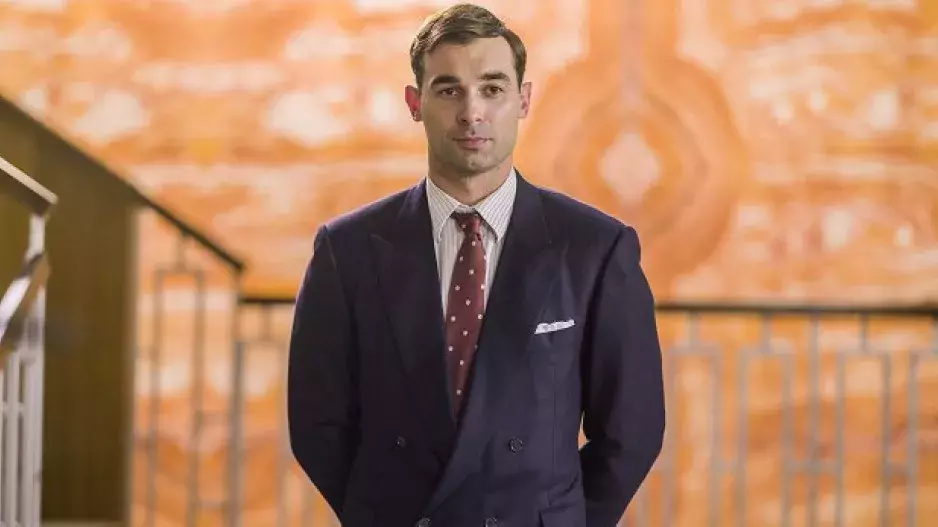 Hvězda seriálu Zlatá labuť Adam Vacula podpantoflákem? Vítězka MasterChefa Besky si svého krasavce pořádně hlídá