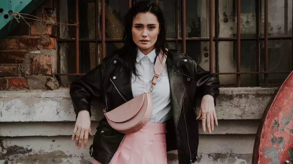 Módní galerie: Trendy kabelky pro podzim 2023. Pořiďte si psaníčko, krokodýlí klasiku nebo bucket bag