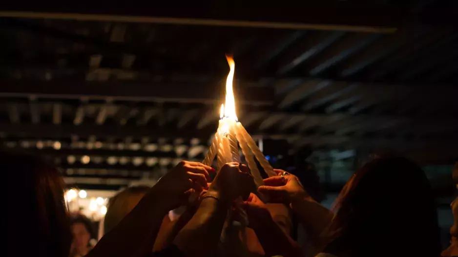 Víra jako kamufláž pro zneužívání: Dění za dveřmi sekty Boží děti. Někteří členové pochází z Česka