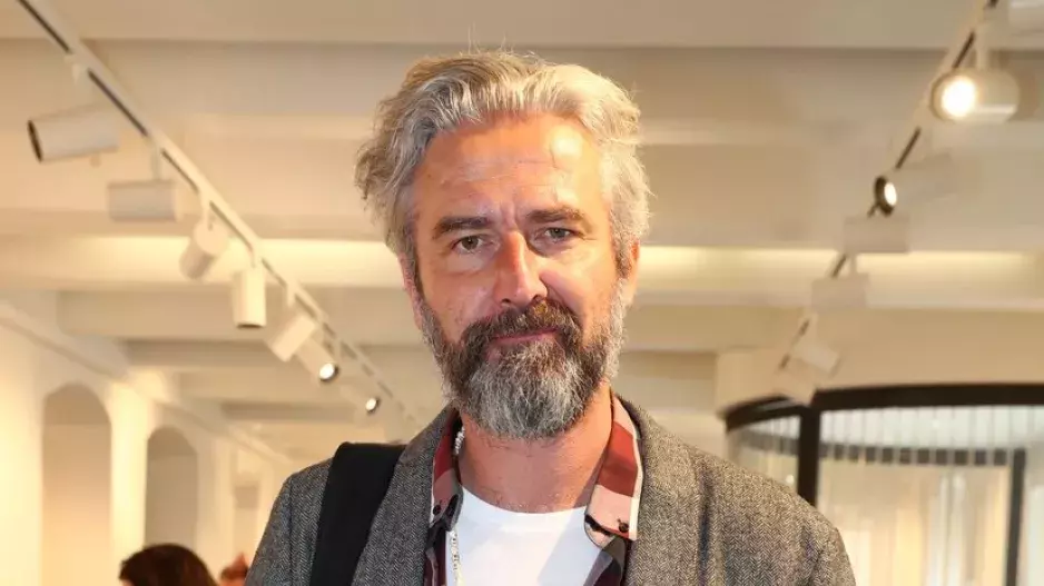 Herci Romanu Zachovi roste doma konkurence: Syn exceluje před kamerou a na své charisma sbalil starší dceru známého českého zpěváka