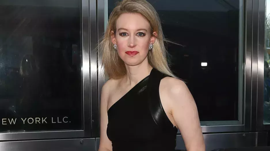 Žena, která oklamala celý svět: Z miliardářky a nadějné revolucionářky v oblasti medicíny se Elizabeth Holmes dostala až na dno