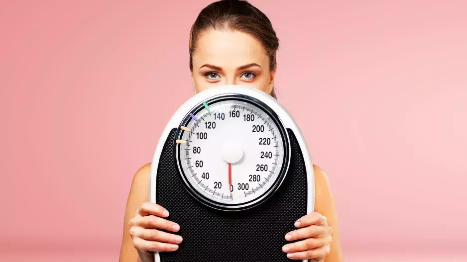 Nejhorší zlozvyky, kvůli kterým přibíráte na váze: Nákupy s prázdným žaludkem jsou jen začátek