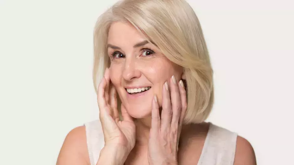 Váš skutečný věk neprozradí vrásky, ale úplně jiná část těla!