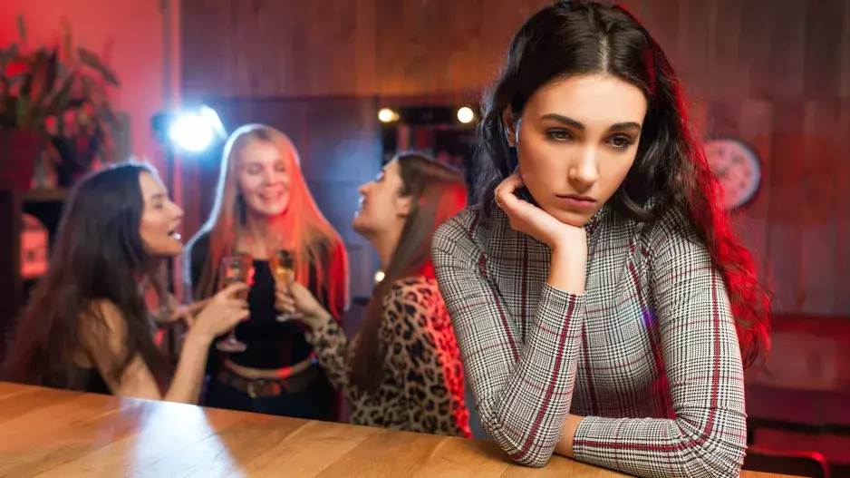 6 signálů, že lidem lezete na nervy: Ostatní vás moc neberou nebo vás přehlížejí. Otestujte se!