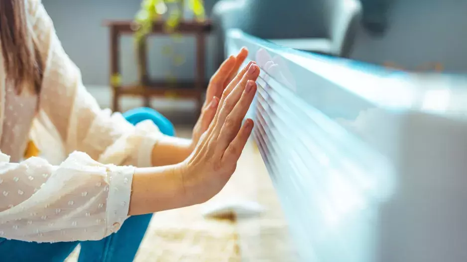 Odborník prozradil, jak ušetřit za topení: Chytré způsoby udrží váš domov v teple i bez velkého vytápění