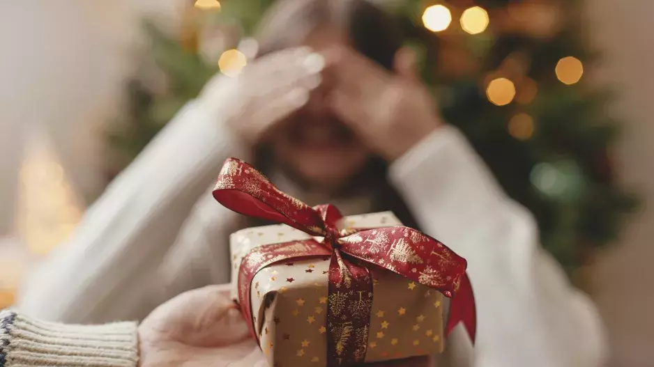 Dárky, které rozhodně k Vánocům nedávejte: Mohou přinést smůlu, neštěstí i smrt