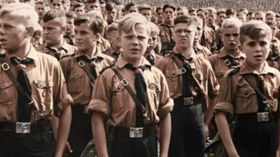 Mladí fanatici Hitlerjugend: Divoké orgie, nechtěná těhotenství a nařízené potraty