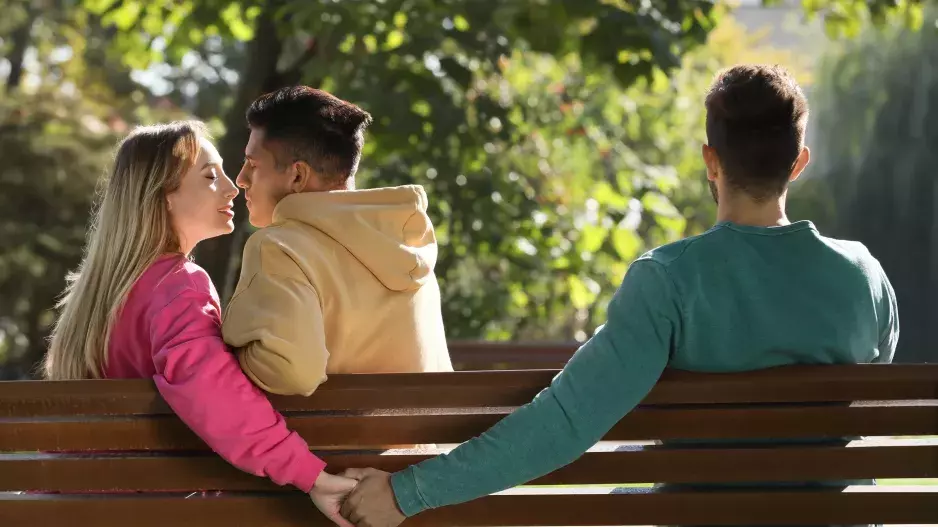 Nevěra je moje hobby: Příběhy čtenářů, kteří jsou nevěrní. Důvodem zdaleka nemusí být jen nespokojenost ve vztahu