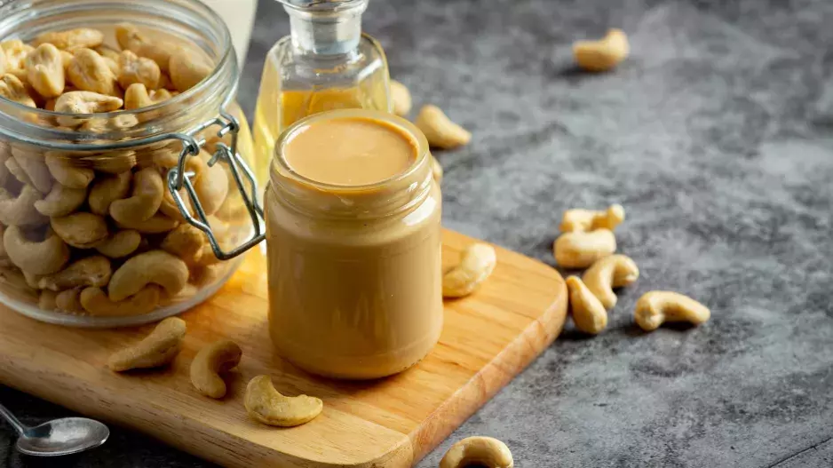 Vyrobte si doma ořechové máslo: Je to zdravotní zázrak proti zánětům v těle. Stačí 2 čajové lžičky denně