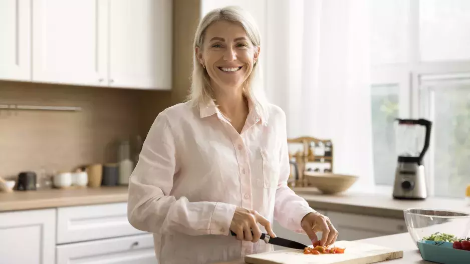 Jak se dožít sta let: Zařaďte do svého jídelníčku potravinu, kterou máme všichni doma. Účinně bojuje proti zánětům v těle