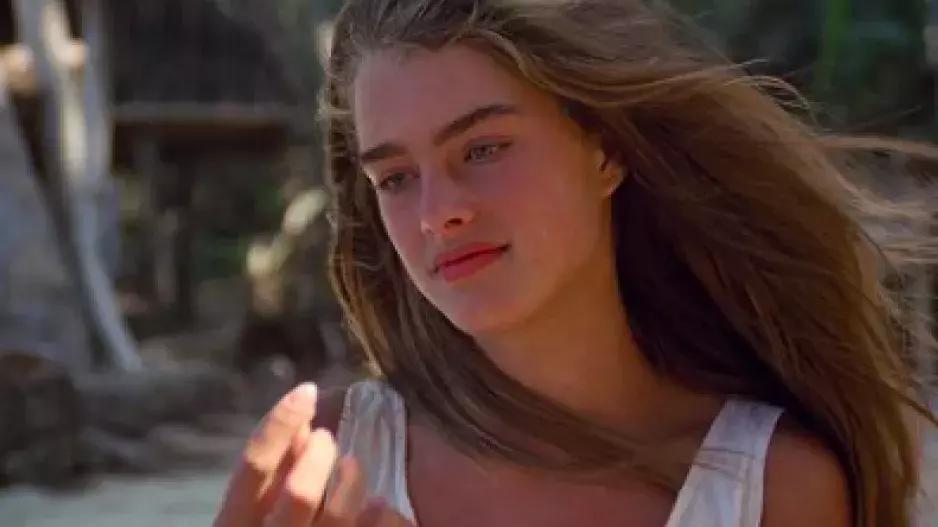 Kráska z Modré laguny Brooke Shields: matka ji nechala v deseti letech pózovat nahou pro Playboy, na pravou lásku si musela počkat