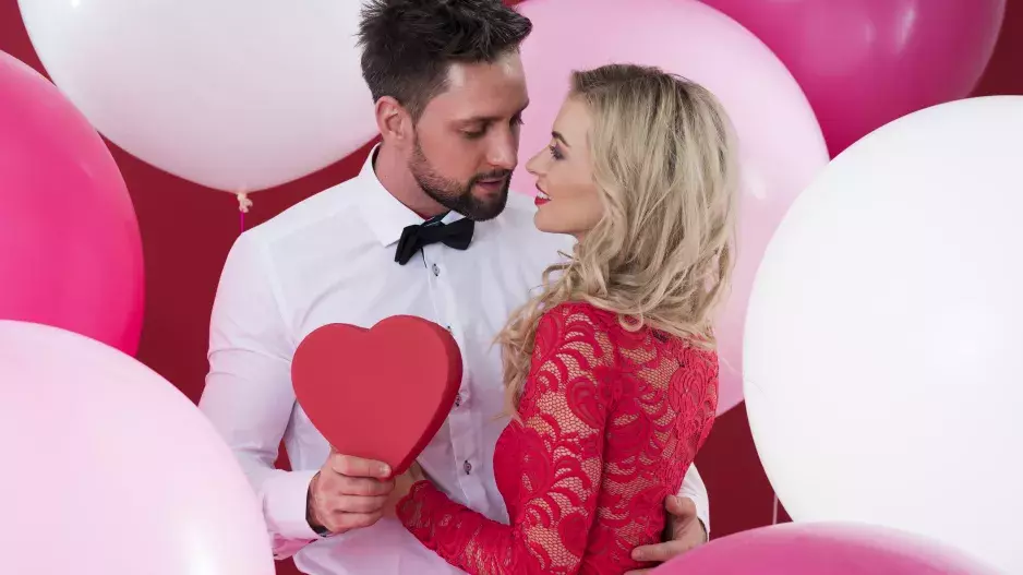 Protiklady se přitahují: Proč jsou nejpevnější vztahy ve dvojicích, kde jeden je typ rozumový a druhý citový