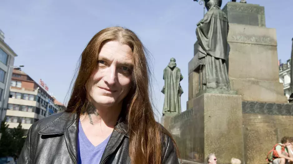 Děsivá česká sekta Imanuelité: Vůdce Parsifal poblouznil dceru herečky Mileny Dvorské, udělal z ní Labutí Pannu