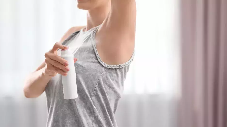 Redakční tipy na antiperspiranty a deodoranty, které opravdu fungují: Seženete je od 30 Kč v drogerii 
