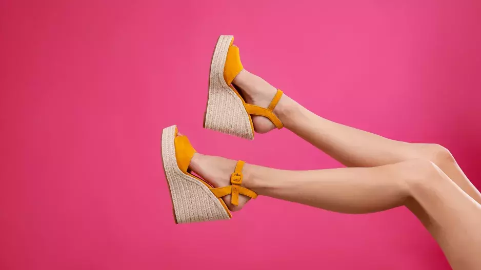 Dejte sbohem podpatkům: Dlouhé nohy, které navíc budou v pohodlí, vykouzlí úplně jiný typ bot 