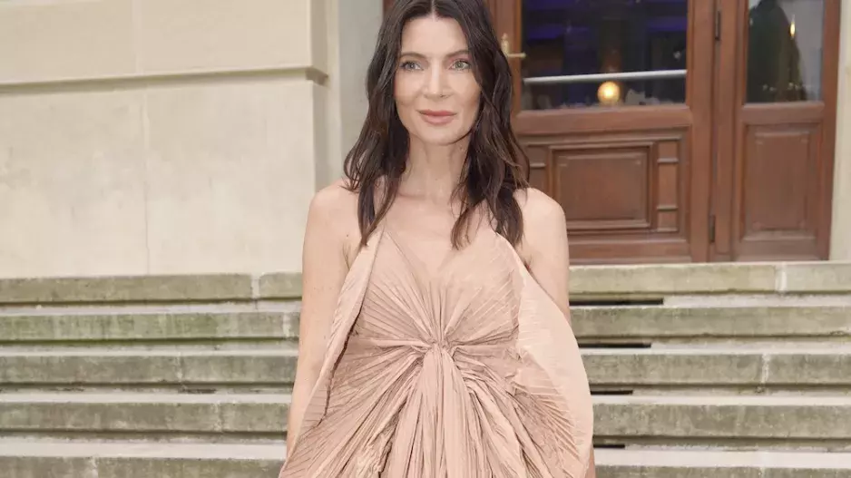 Outfity z KVIFF 2024, které můžete nosit i vy: Snadno je napodobíte a utratíte jen pár stovek