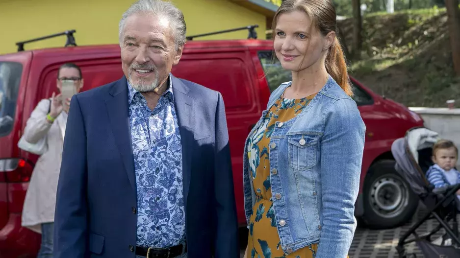 Bývalá mluvčí Karla Gotta, Aneta Stolzová promluvila o práci s Mistrem i nejtěžším období jejího života