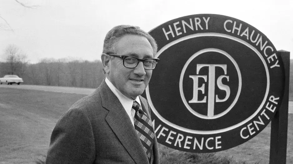 Kontroverzní skupina Bilderberg: Nejmocnější lidé planety rozhodují v tajnosti o budoucnosti světa, pozvánku dostalo také pět Čechů 