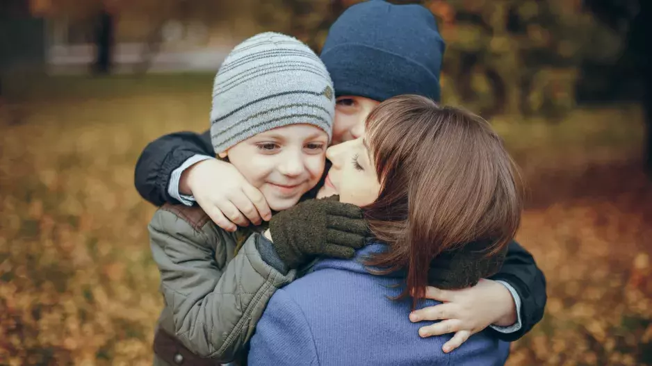 “Terezo, nech naše děti v klidu dýchat, ubližuješ jim,” píše své ženě Martin. Manželka děti kontroluje až příliš