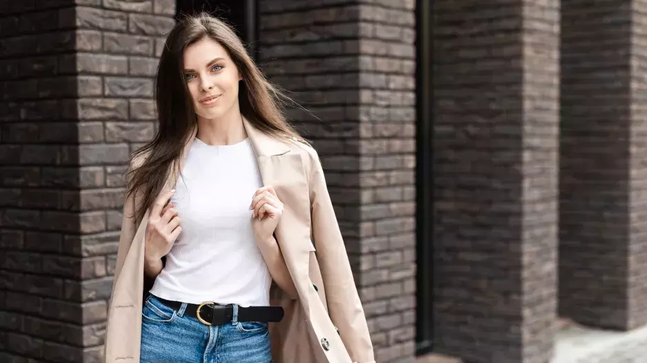 Módní kousek podzimu 2024 ovládá trendy už desítky let: Máte ho doma každá. Jak ho nosit, aby padl vaší postavě