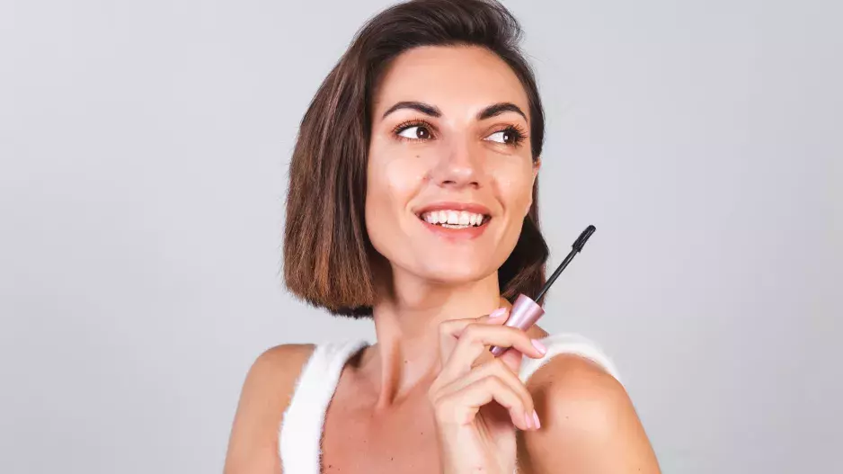 Redakční tipy na nejlepší řasenky na trhu: V drogerii koupíte kvalitní produkty do stovky