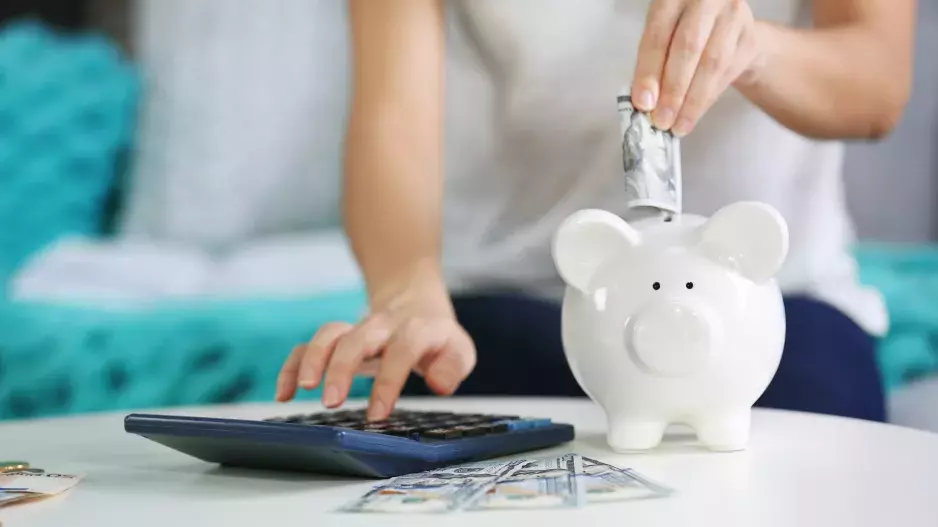 Stop aviváži i dekoracím. Stačí přestat nakupovat tuto pětici věcí do domácnosti a ročně ušetříte tisíce korun. Některé vás překvapí