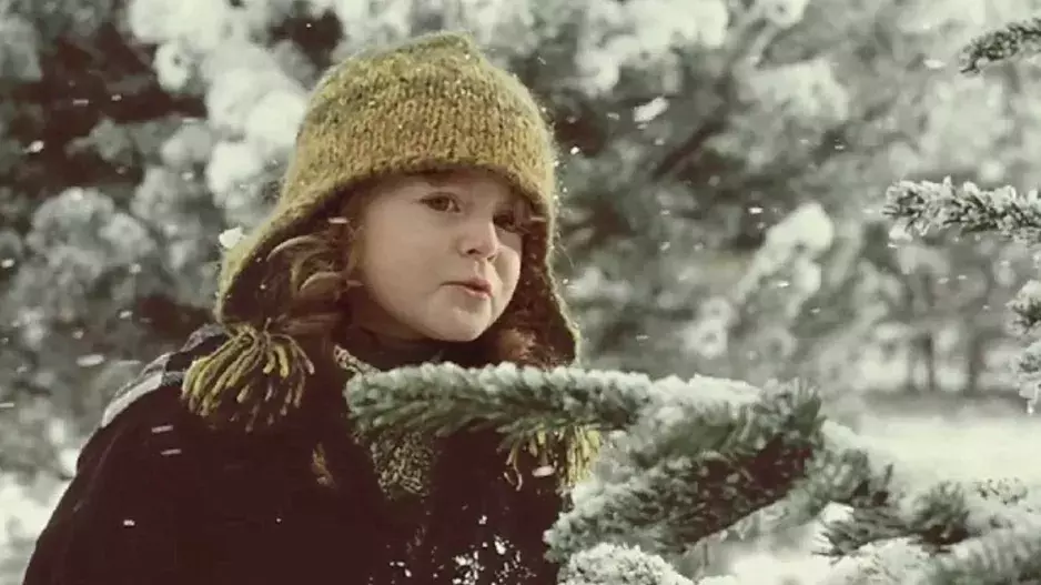 Jak dnes vypadá holčička z vánoční reklamy: Bez roztomilé Sandry Flemrové a jejího „já nemusím, já už ho vidím” by snad ani nemohly být Vánoce  