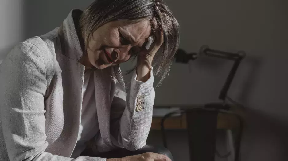 “Jirko, tohle už je moc, ke mě se jako hulvát chovat nebudeš,” píše svému synovi Dana. Syn je k ní hrubý, stejně jako byl jeho otec